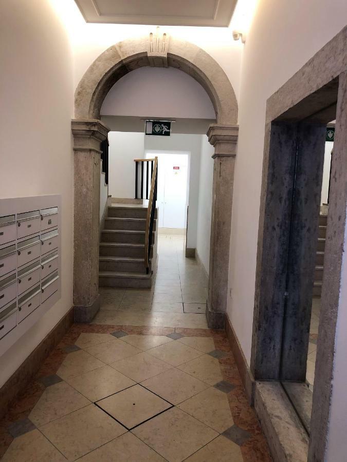 Pico Da Bica Lägenhet Lisboa Exteriör bild